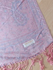 Pashmina Schal/Schultertuch rosa, dezent blau grau mit Fransen